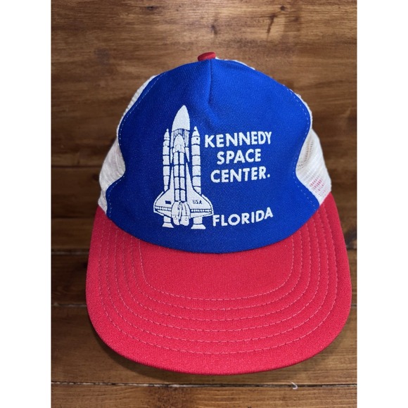 Pacific Sunwear Other - Vintage 80s Kennedy Space‎ Center Florida Mesh Snapback Trucker Hat Cap USA *SEE